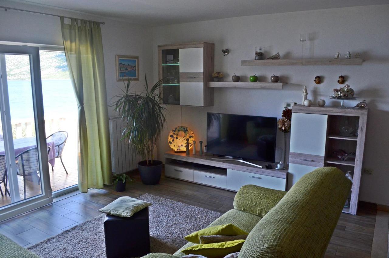 Apartments Rina - Kneze Račišće Exteriör bild
