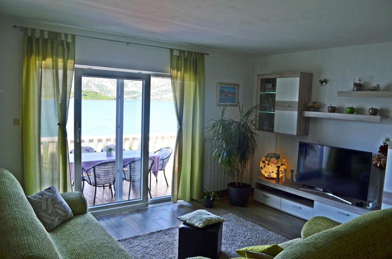 Apartments Rina - Kneze Račišće Exteriör bild